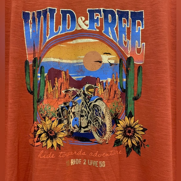 Truself Wild and Free Graphic T-Shirt - Picture 4 of 7